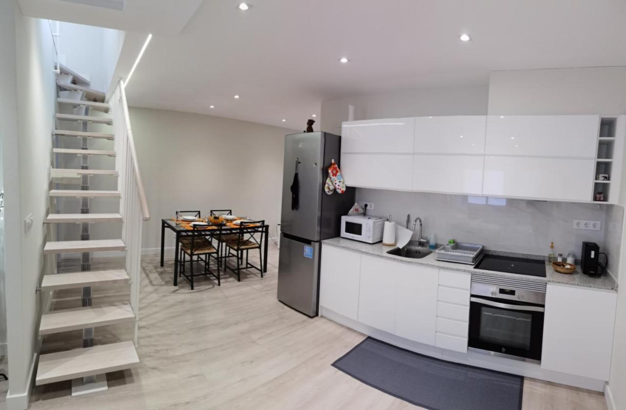 Barcelona Duplex De 3 Habitaciones L’Hospitalet de Llobregat Exterior foto