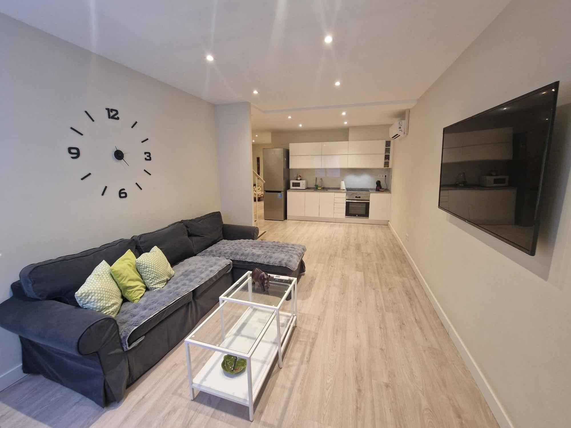 Barcelona Duplex De 3 Habitaciones L’Hospitalet de Llobregat Exterior foto